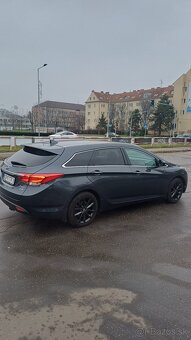 Hyundai i40 CW combi 1.7 CRDI AUTOMAT - 4