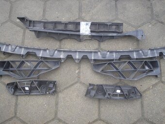 Škoda octavia 2 nádržka ostrekovačov - 4