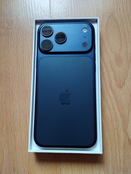 iPhone 17 Pro Max - 4