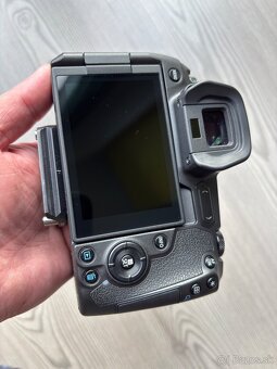 Canon EOS R - 4