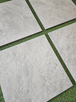 Dlažba hrubá 20 mm aj na terče, 60x60, farba sivá silver - 4