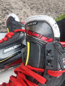 Profi hokejove korčule Bauer vapor 2X pro. Velkosť č.8. - 4