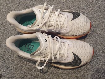Nike ZOOM Fly 6 40,5 - 4