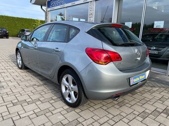 Opel ASTRA Benzín 1.4 TB - 4