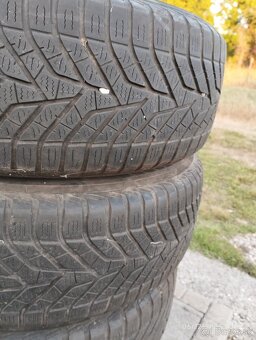 Zimné pneumatiky Yokohama 215/60 R16 99H - dezén 4 mm, disky - 4