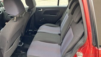 Ford Fusion - 4