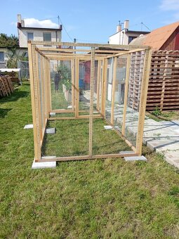 Predám veľkú priestrannú volieru - 4