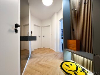 EXKLUZÍVNY 3i byt s terasou 44m,garážové a vonkajšie státie - 4