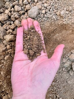 Zemina z výkopov - 4