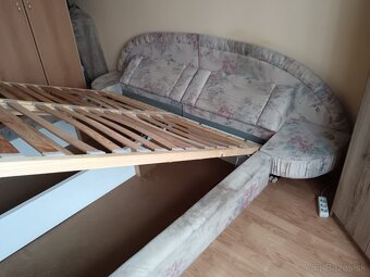 Manželská posteľ - 4