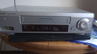 Predám video rekordér Philips VR 620 - 4
