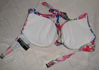 French francuzske zvacsujuce bikiny - 4