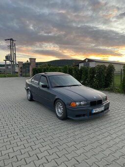 bmw e36 320i - 4