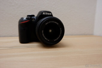 Nikon 3200 Top stav + 18-55mm - 4