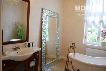 Rodinný dom vhodný na bývanie alebo reprezentatívne kancelár - 4