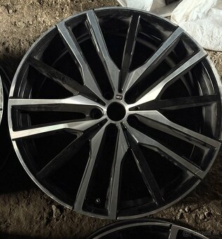 Originál BMW Styling M742 X5 G05 X6 G06 M-paket R22 - 4