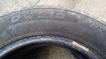 Predám ,,,, 2x zimné pneu 165/70 R14 ,,,, - 4