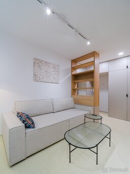 Prenájom Garsónka s balkónom - Žilina-centrum Hliny IV - 4