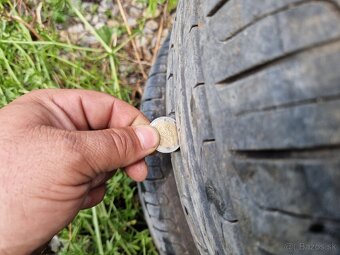 Predam letné gumy 215/55 R17 Pirelli - 4