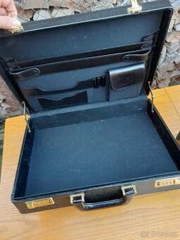 Predám staré kufre - 4