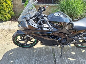Kawasaki ninja 300 - 4