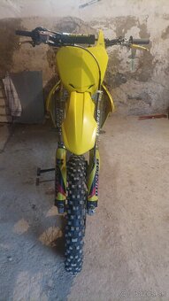 Suzuki RM-Z 250 
 - 4