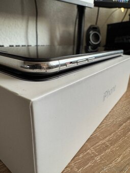 iPhone XS 64gb - 4