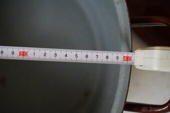 Smaltovaný hrniec 30 l. - 4