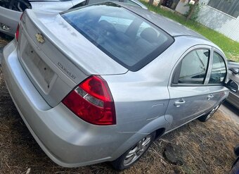 Chevrolet Aveo 1.4 2009 predám DVERE, NÁRAZNÍK, ZADNá kapota - 4