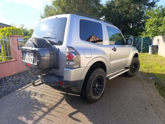 Mitsubishi Pajero 3.2DI-D r.v.2011 147kw 200 ps 3dv. - 4