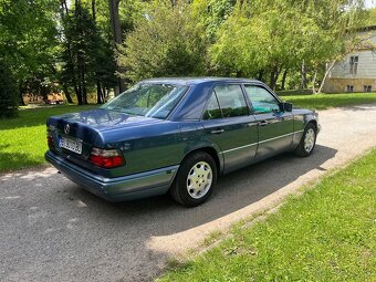 Mercedes W124 E220, 62666km - 4