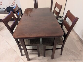 Jedalensky stôl a stoličky - 4