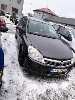 Opel Astra - 4