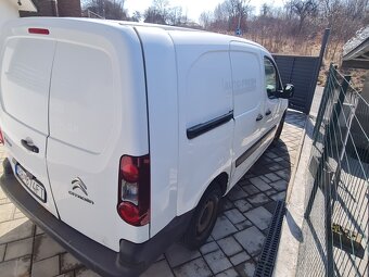 Predám CITROËN BERLINGO 1.6 HDi r. 2016 - 4