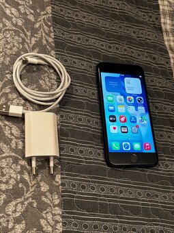 Iphone SE 2nd gen 64gb - 4
