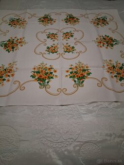 Rôzne obrusy - 4