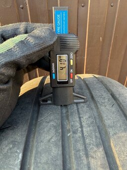 Letné pneu Goodyear 215/55 R17 - 4