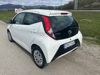Toyota Aygo 998 benzin - 4