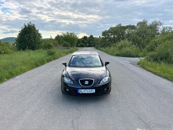 Seat Leon 1.4 63 kW benz + LPG - 4