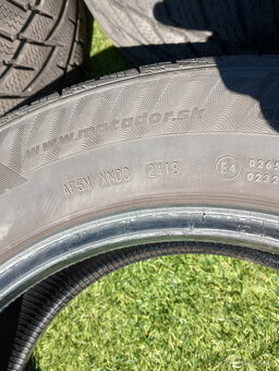 Predám zimné pneu 215/60R16 - 4