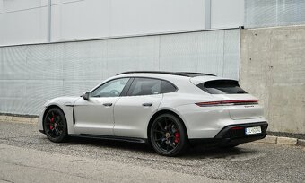Porsche Taycan Sport Turismo GTS - 4
