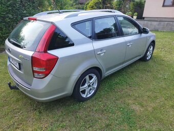KIA CEED - 4
