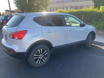 Nissan Qashqai 4x4 2,0 104kW, 1700€ - 4