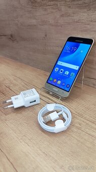 Samsung Galaxy J3 zlatý – super stav - 4