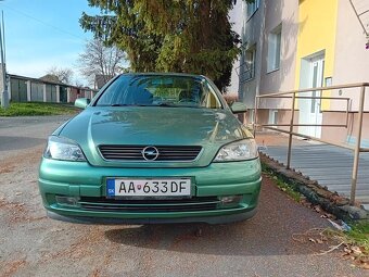 Opel Astra sedan 1.6. benzín - 4