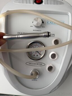 Diamantová mikrodermabrázia - prístroj - 4