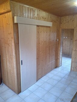 Chata u přehrady Zvolen- celoroční bydlení po rekonstrukci - 4