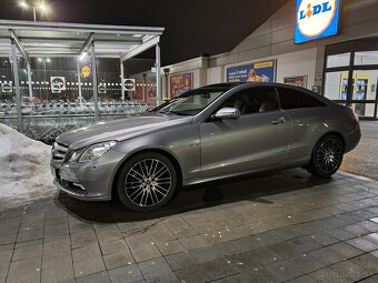 Mercedes E 250 CDI C207 coupe - 4