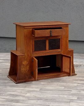 Skrinka dubová starožitná. - 4