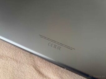 MacBook Air 13" M2 8GB 256GB - rozbitý displej - 4